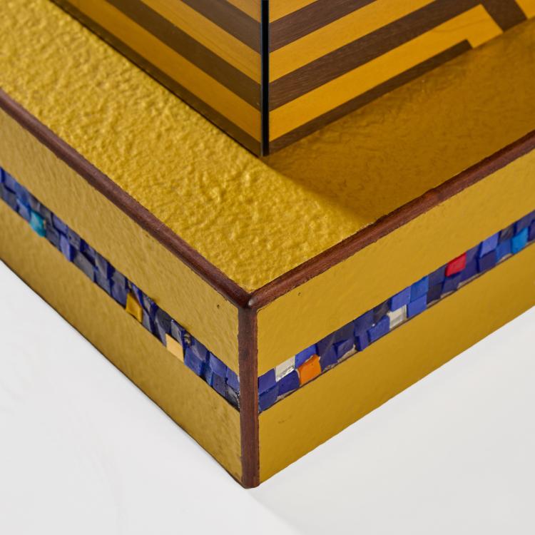 Bild 11 zu Objekt, Schubladenschrank 'Nigritella Nigra' aus der 'Museum Market'-Serie, 1993 (Entwurf), Alessandro Mendini, Design Gallery Milano, Mailand / Milan, 