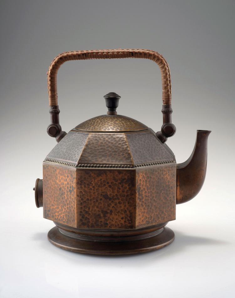 Hauptbild zu Objekt, Elektrischer Wasserkessel 'P-139', 1909, Peter Behrens, AEG, Berlin, 100C 37