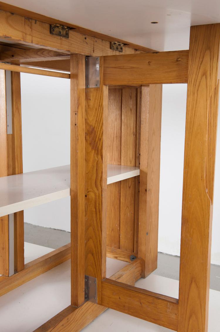 Bild 4 zu Objekt, , Charlotte Perriand, Frankreich, 100C 154