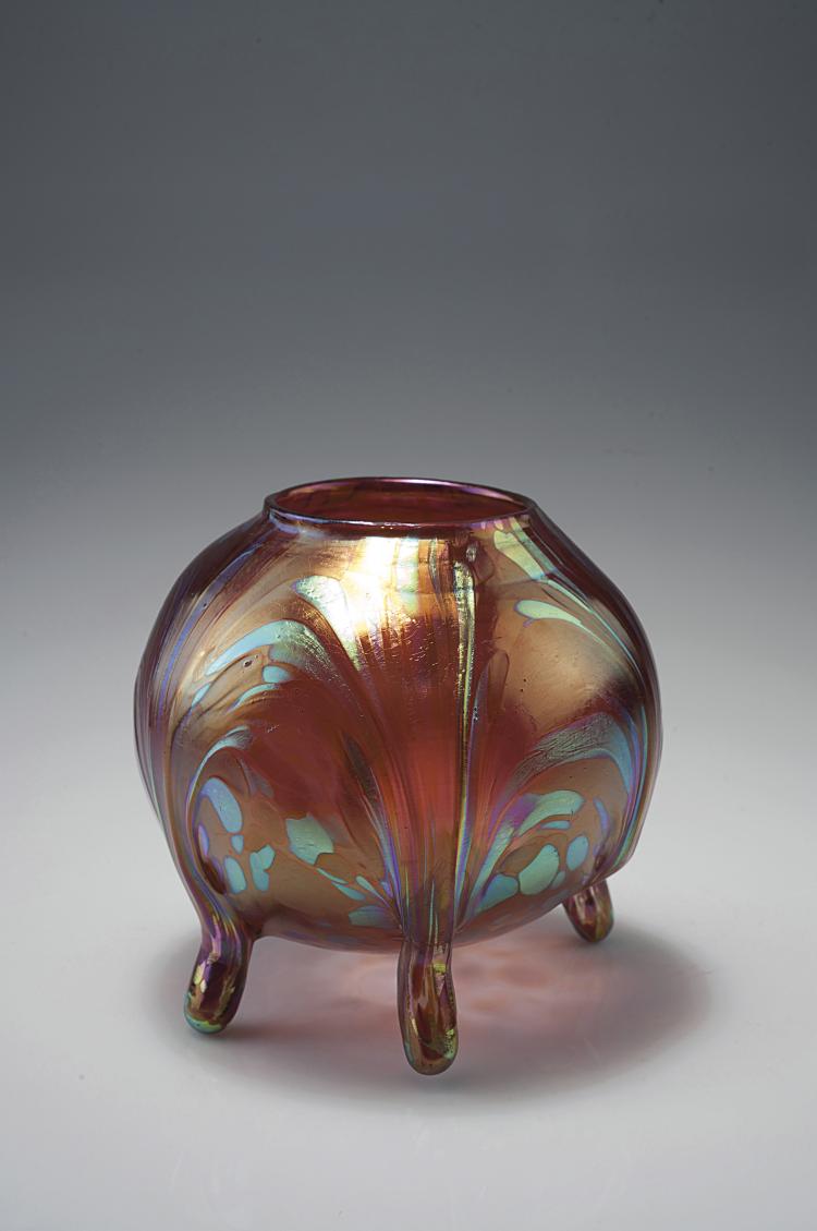 Hauptbild zu Objekt, 'Ph&auml;nomen' vase, c1901, Koloman Moser, L&ouml;tz Wwe., Klosterm&uuml;hle, 111A 256