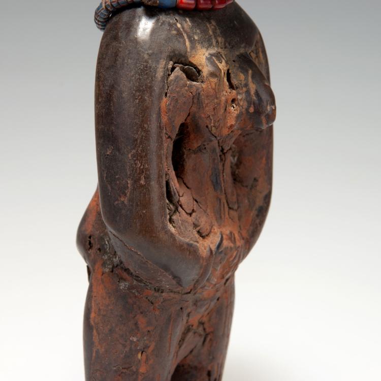 Bild 8 zu Objekt, Ibedji mit Perlenkleid, Nigeria, 115B 52