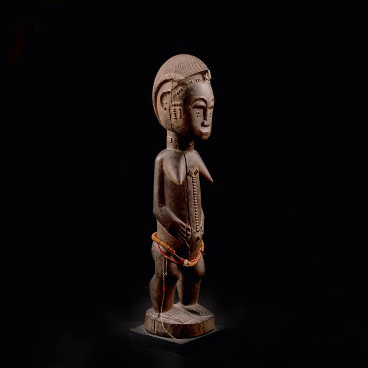 Bild 1 zu Objekt, Weibliche Figur, Elfenbeink&uuml;ste, 115B 8