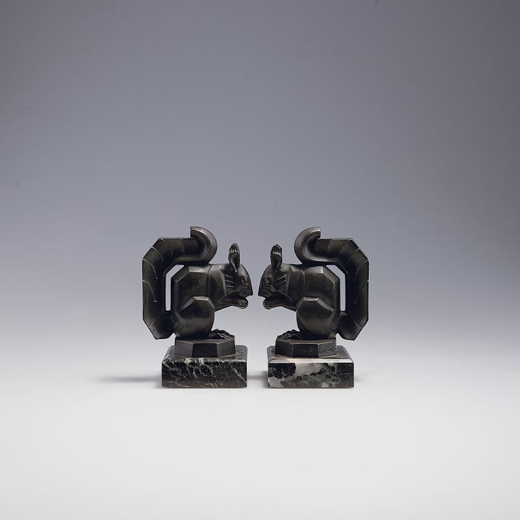Hauptbild zu Objekt, Pair of 'squirrel' bookends, 1920s, LeVerrier, Max, Paris, 111a 576
