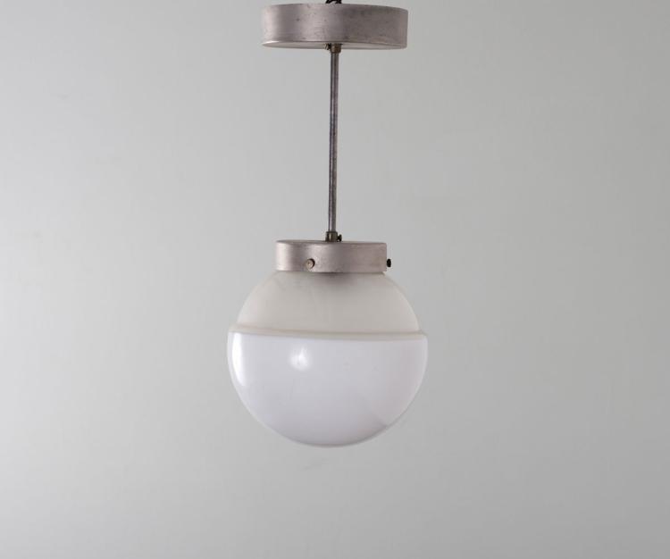 Hauptbild zu Objekt, Ceiling light from the Bauhaus Dessau, Marianne Brandt, Bauhaus, Dessau (wohl), 112A 103