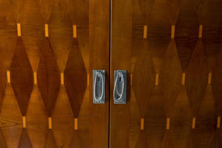 Bild 1 zu Objekt, Pair of armoirs, Wien, 112A 58