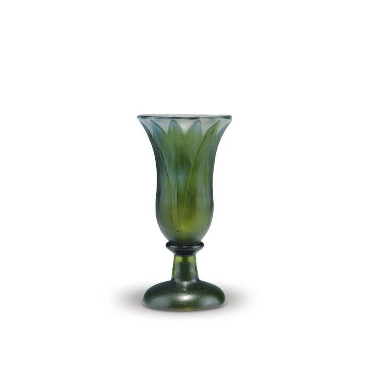 Hauptbild zu Objekt, 'Lotus' goblet, Gall&eacute;, Emile, Nancy, 112A 40