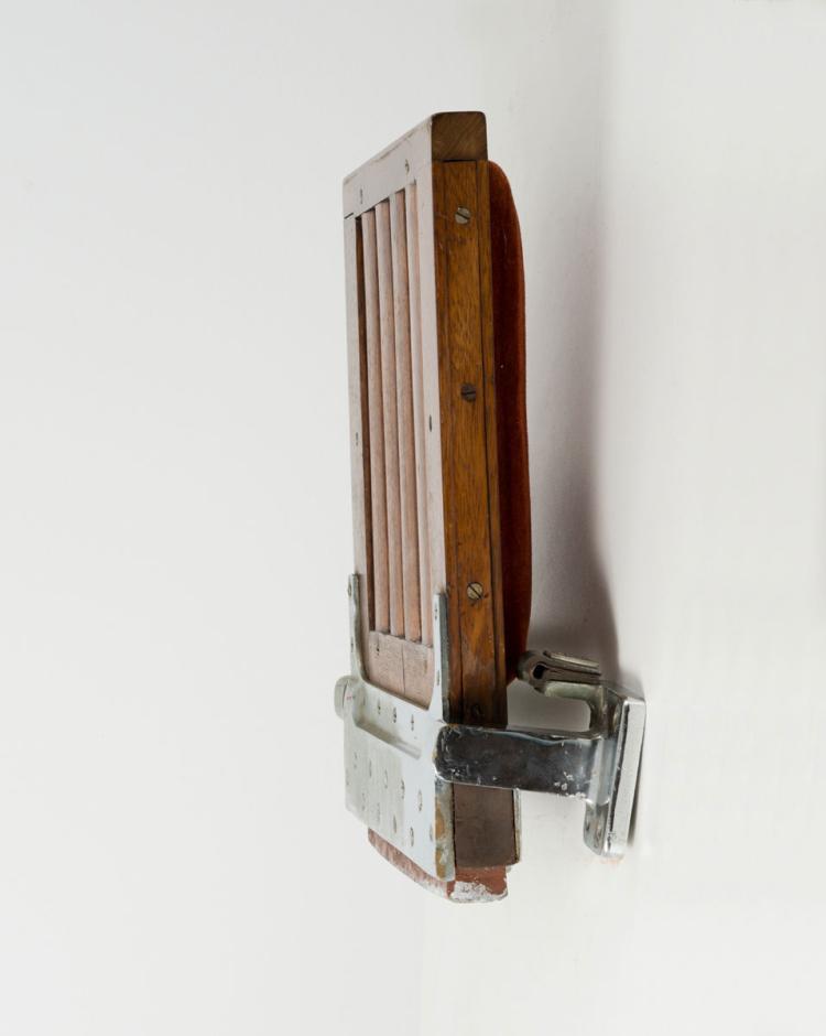Bild 2 zu Objekt, Folding seat from the first class rail carriage of the SNCB,, Henry van de Velde, SNCB, 112A 86