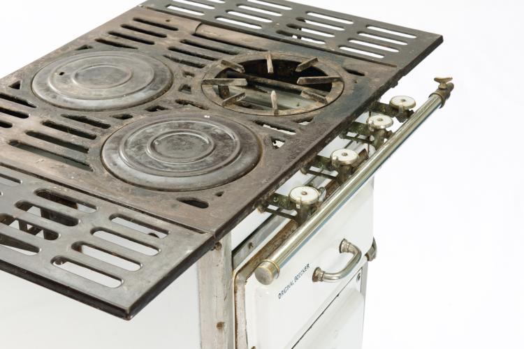 Bild 9 zu Objekt, 'Frankfurt kitchen', Margarete Sch&uuml;tte-Lihotzky, Grumbach, Frankfurt (zugeschrieben); f&uuml;r das st&auml;dtische Hochbauamt, Frankfurt., 112A 93