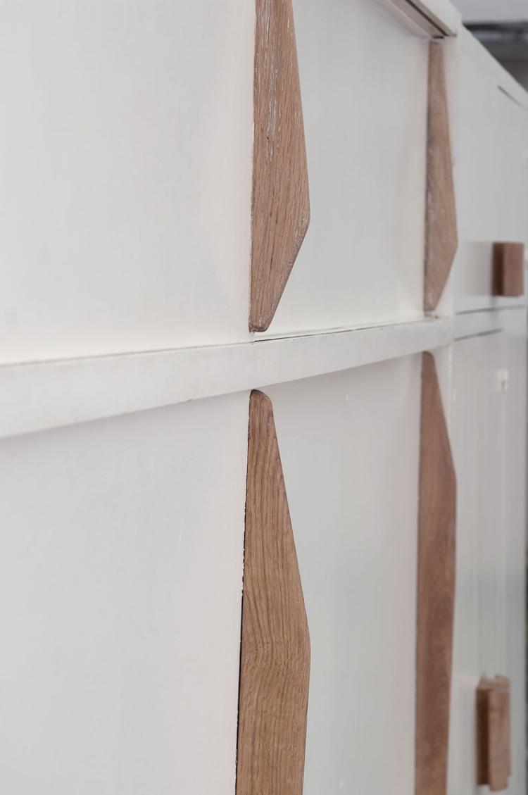 Bild 5 zu Objekt, Large built-in cabinet from the 'Unit&eacute; d'Habitation de Marseille', ATBAT (Atelier des batisseurs); Barbaris, Ajaccio (wohl), 112A 130