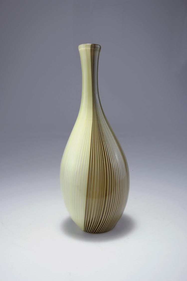 Hauptbild zu Objekt, Vase 'Tessuto', um 1940, Carlo Scarpa, Venini & C., Murano, 113B 66