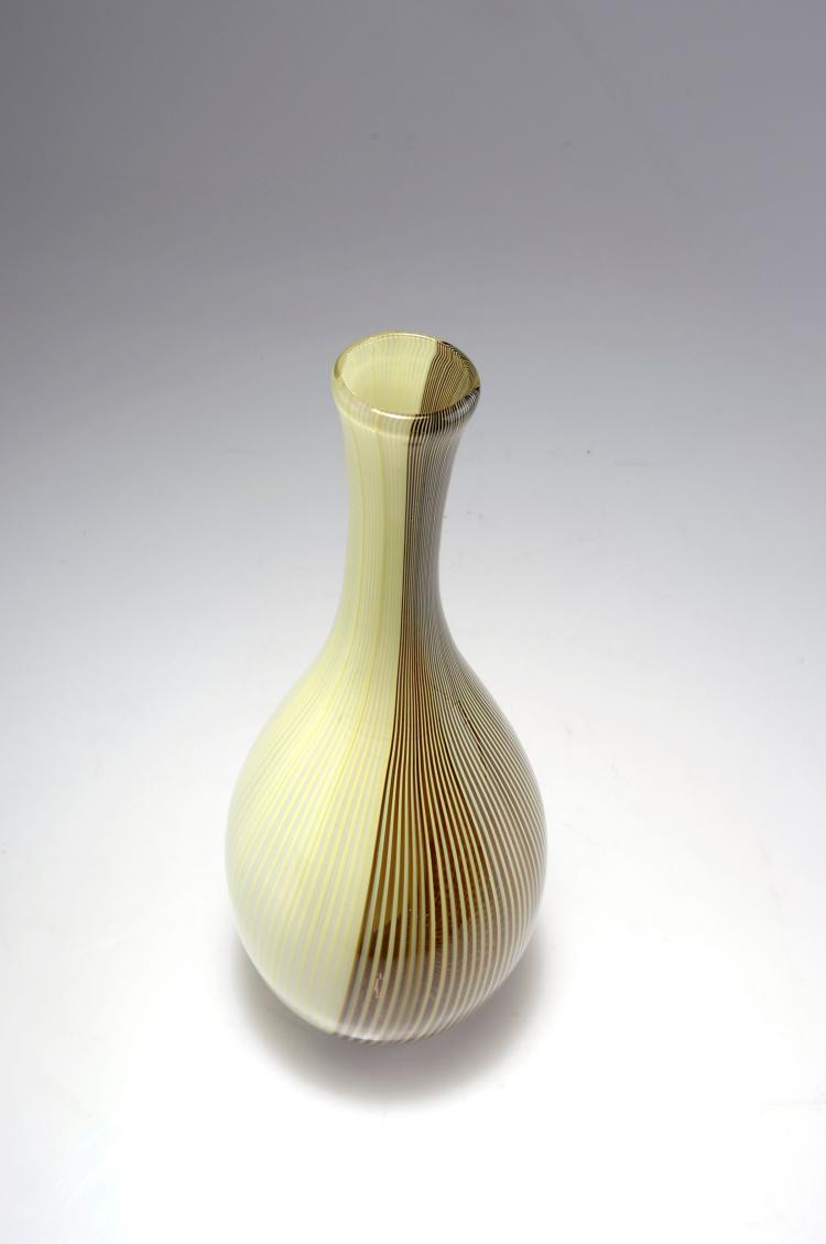 Bild 1 zu Objekt, Vase 'Tessuto', um 1940, Carlo Scarpa, Venini & C., Murano, 113B 66