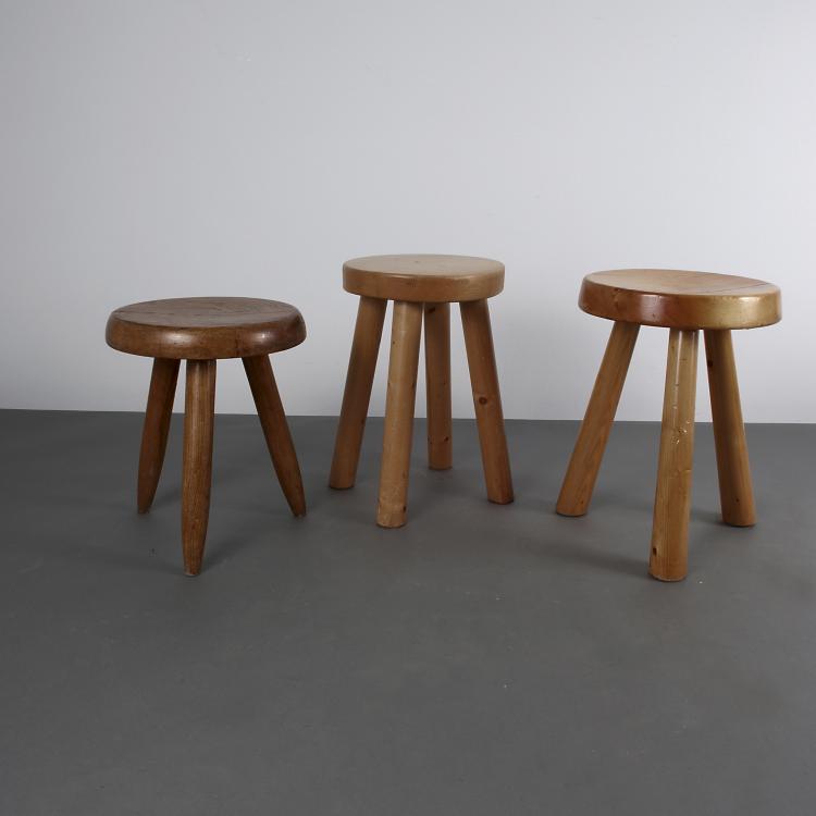 Bild 1 zu Objekt, Hocker, 1938, Charlotte Perriand, Blanchon, Georges, Paris; Sentou, Paris; Steph Simon, Paris, 115C 425