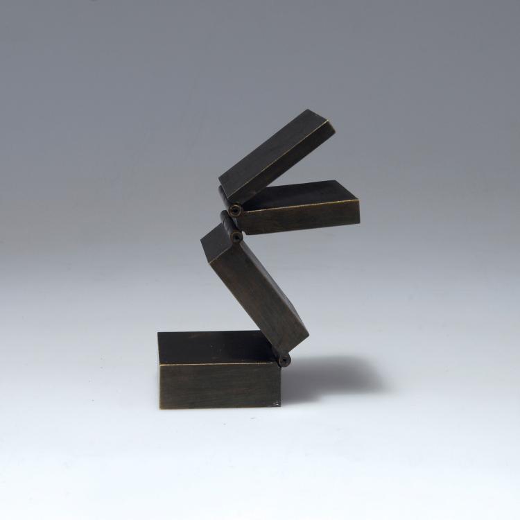 Bild 1 zu Objekt, Miniatur 'Box in four movements', 1994, Ron Arad, 115C 314