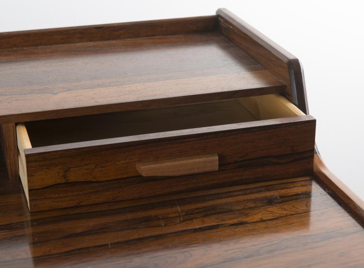 Bild 1 zu Objekt, Sekret&auml;r '64', um 1958, Arne Wahl Iversen, Vinde M&ouml;belfabrik, D&auml;nemark, 115A 221