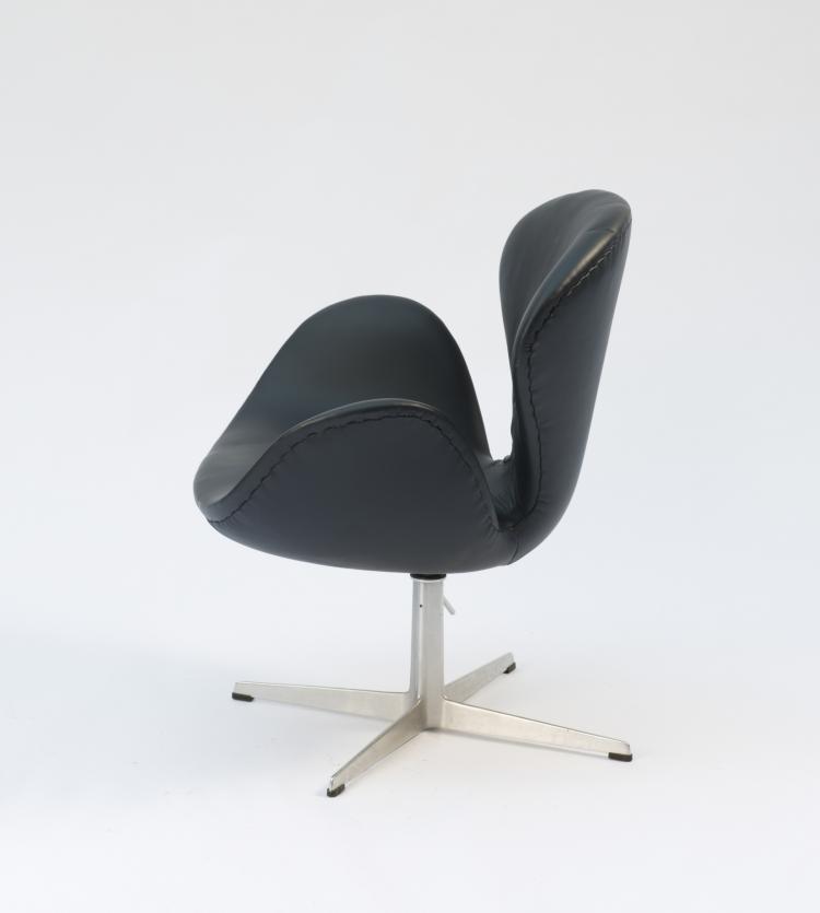 Bild 1 zu Objekt, , Arne Jacobsen, Hansen, Fritz, Aller&ouml;d, 115A 211