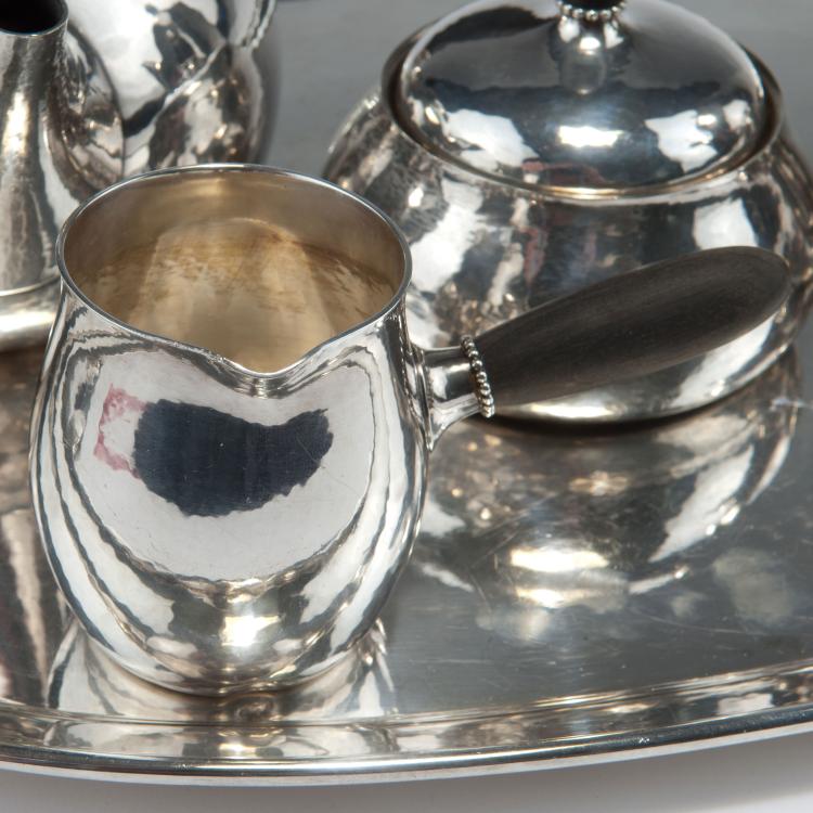 Bild 5 zu Objekt, 'Perl' coffee and teaset with tray, 1915, Georg Jensen, Jensen, Georg, Kopenhagen, 117A 674
