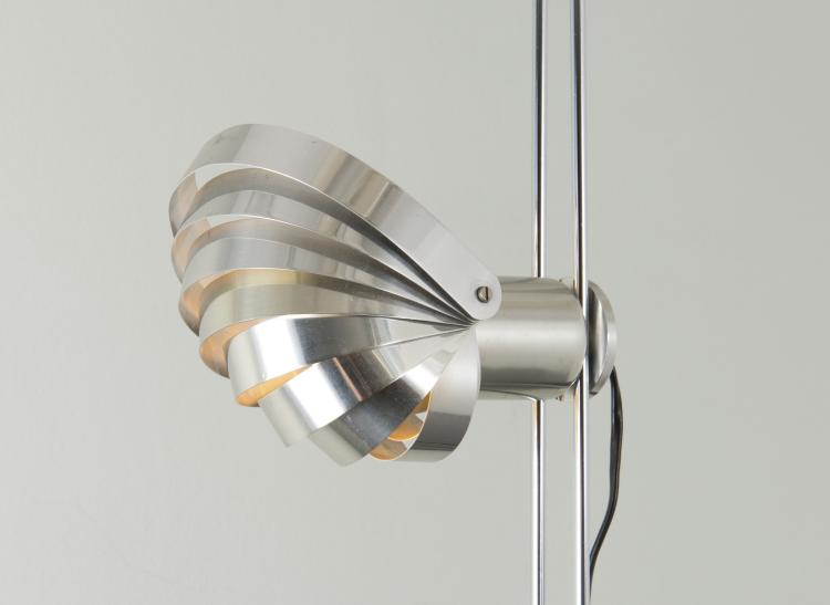 Bild 1 zu Objekt, Stehleuchte 'Visier', um 1970, E. R. Nele, Temde Leuchten, Detmold, 115C 183