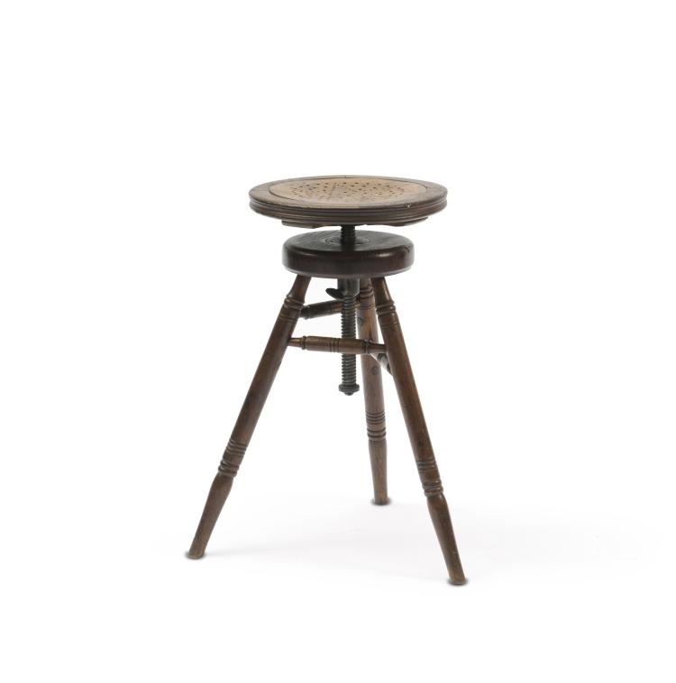 Hauptbild zu Objekt, Arbeitshocker, 1910er Jahre, Gr&ouml;ger, P., M&uuml;nchen, 115C 418