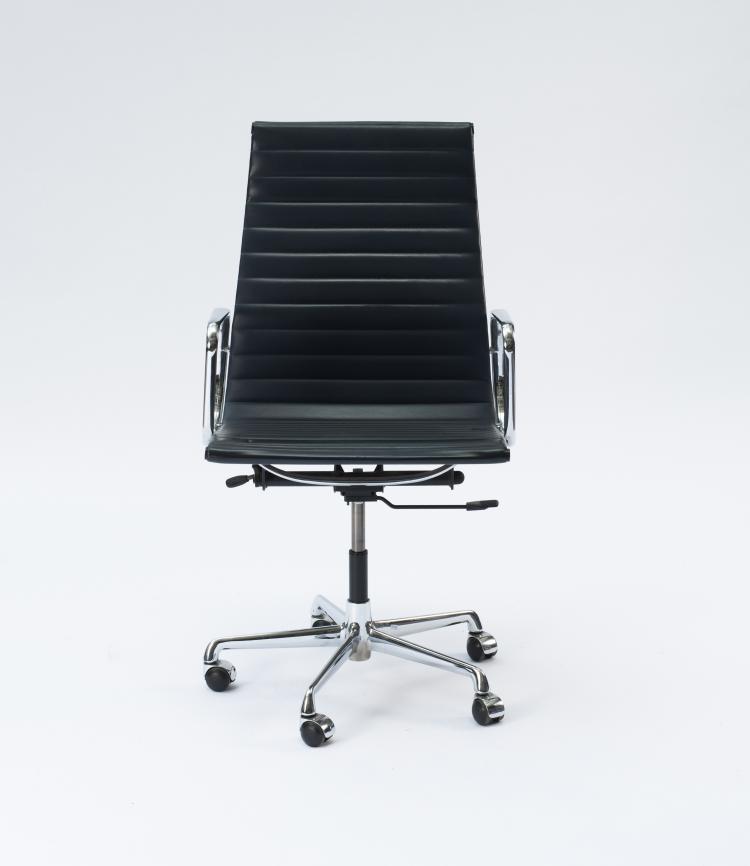 Bild 5 zu Objekt, Acht Armlehnst&uuml;hle 'Aluminium Group', 1958, ICF Cadsana, Mailand, 115C 371