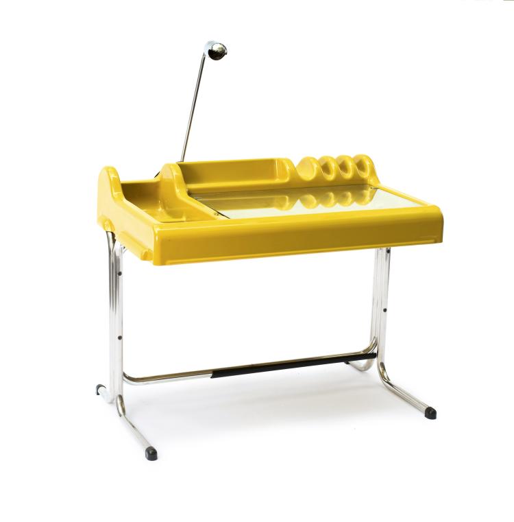 Bild 1 zu Objekt, Schreibtisch 'Orix', 1970, Vittorio Parigi, Molteni, Giussano, 116A 159