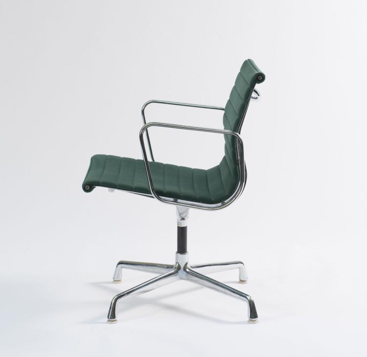 Bild 2 zu Objekt, Armlehnstuhl aus der 'Aluminium Group', 1958, Miller, Herman, Zeeland, 116C 110