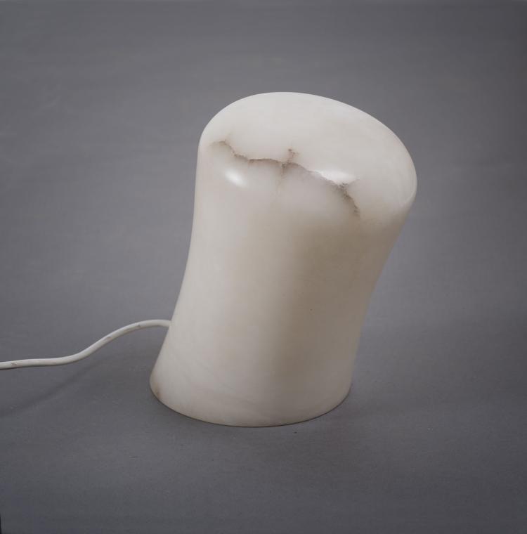 Bild 1 zu Objekt, Tischleuchte 'Alabastro', um 1981, Angelo Mangiarotti, Societ&agrave; Cooperativa Artieri dell'Alabastro, Volterra, 115C 274