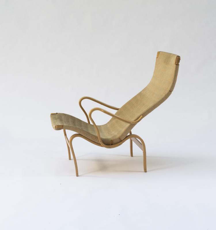 Bild 1 zu Objekt, Armlehnsessel 'Pernilla', um 1942, Mathsson, Karl, V&auml;rnamo, 115A 91