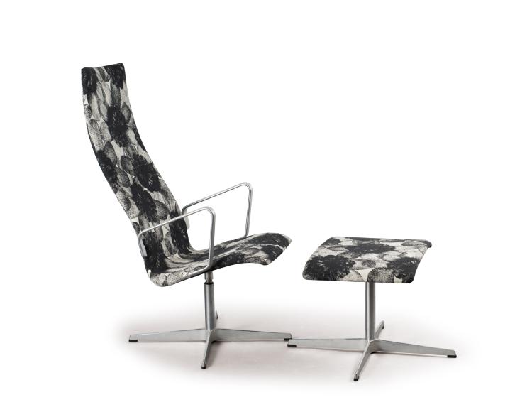 Hauptbild zu Objekt, Armlehnsessel 'Oxford - 3292' mit Ottoman, 1965, Arne Jacobsen, Hansen, Fritz, Aller&ouml;d, 115A 268