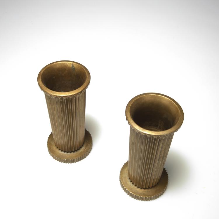 Bild 1 zu Objekt, Zwei Vasen, um 1930 , DK  Tinos, D&auml;nemark, 115A 295