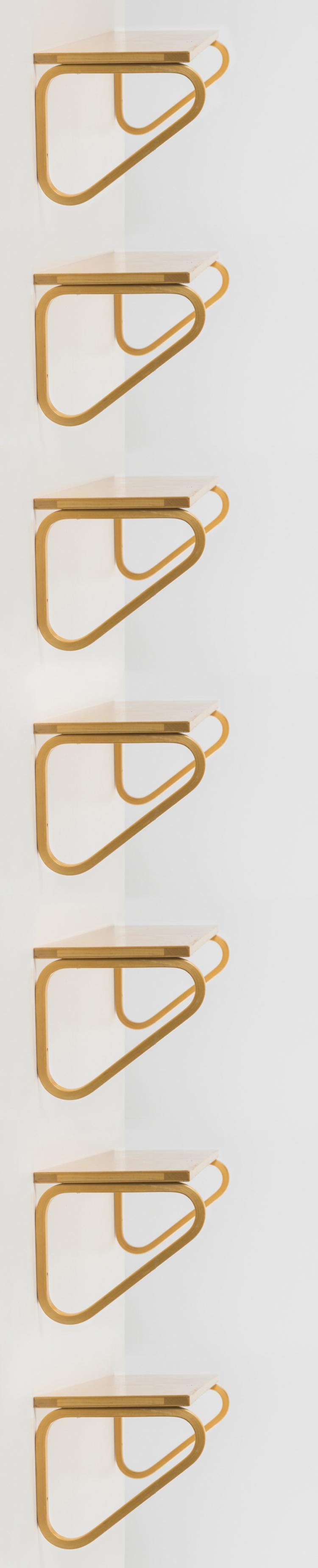 Hauptbild zu Objekt, Sieben Regale '112', 1936, Alvar Aalto, Artek, Helsinki, 115A 4