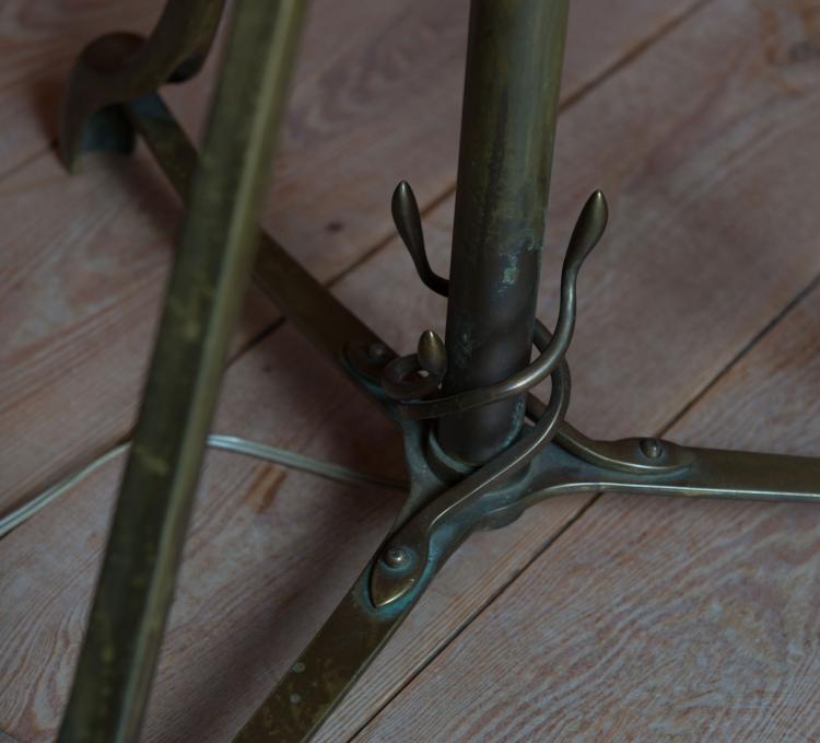 Bild 2 zu Objekt, Floor light, c1898, Richard Riemerschmid, Vereinigte Werkst&auml;tten, M&uuml;nchen, 117B 6