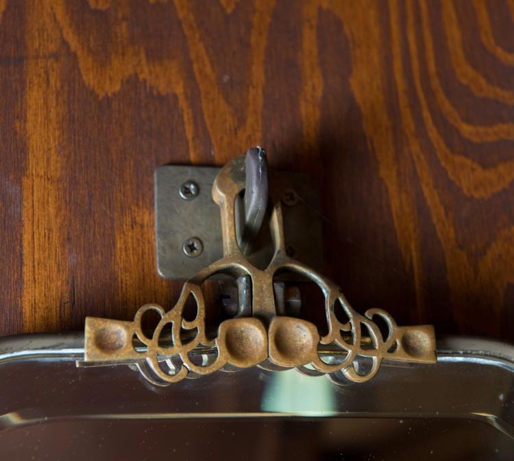 Bild 1 zu Objekt, Wandspiegel '(8)6', 1905, Richard Riemerschmid, Dresdener Werkst&auml;tten, Hellerau, 117B 96