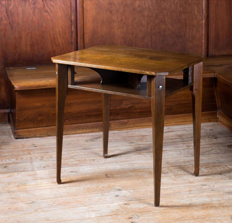 Bild 2 zu Objekt, Side table, 1910, Richard Riemerschmid, Deutsche Werkst&auml;tten, Hellerau, 117B 135