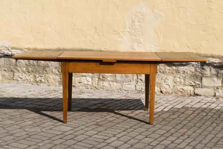 Bild 1 zu Objekt, E&szlig;tisch 'Speisezimmer III', um 1906, Richard Riemerschmid, Dresdener Werkst&auml;tten, Hellerau, 117B 105