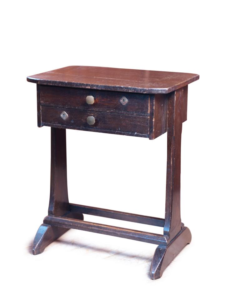 Hauptbild zu Objekt, 'II' sewing table, 1904-06, Richard Riemerschmid, Dresdener Werkst&auml;tten, Hellerau, 117B 87