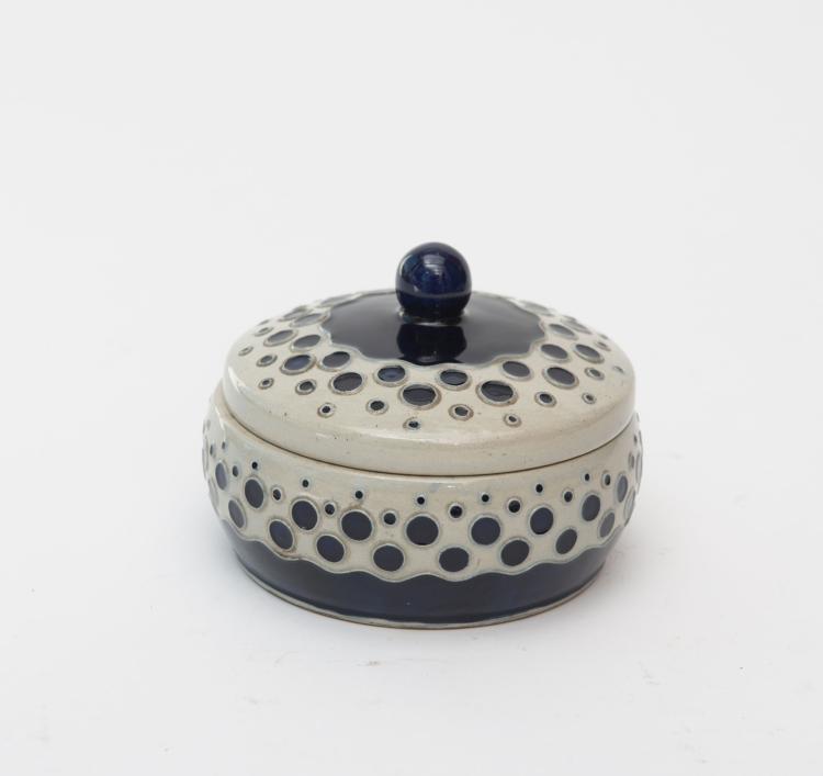 Bild 1 zu Objekt, Sechs Deckelgef&auml;&szlig;e, 1904/05, Richard Riemerschmid, Merkelbach, Reinhold, Grenzhausen, 117B 91