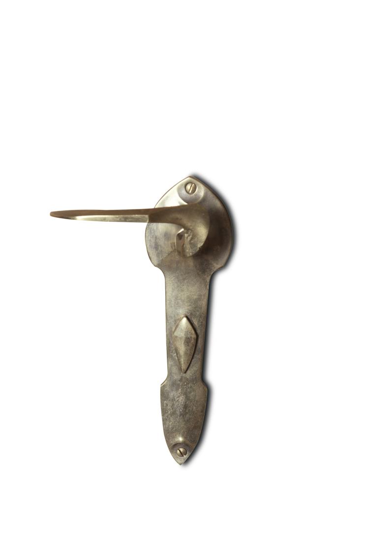 Bild 1 zu Objekt, Pair of doorhandles and strike plates, 1901, Richard Riemerschmid, M&uuml;nchen, 117B 37
