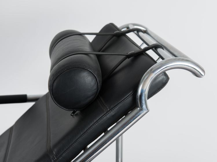 Bild 1 zu Objekt, 'Genni' easy chair with ottoman, 1935, Gabriele Mucchi, Zanotta, Nova Milanese, 116A 201