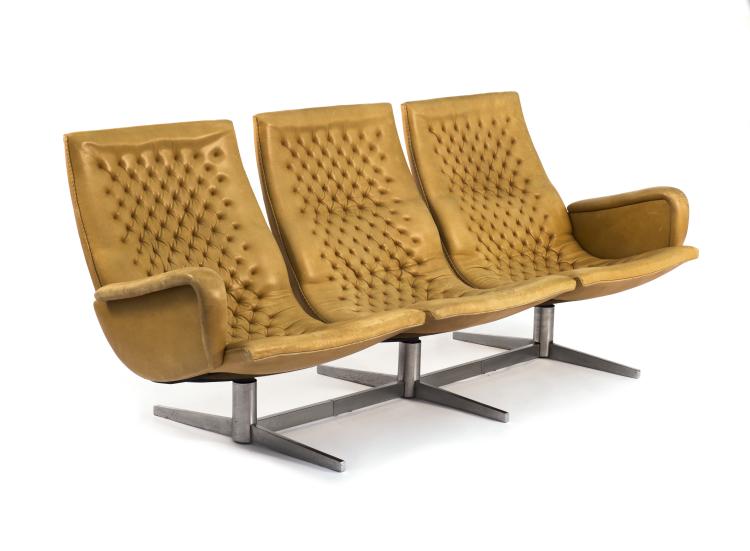 Bild 1 zu Objekt, Dreiersofa und zwei Sessel mit Ottoman, 1970er Jahre, Gruppe de Sede Design Team, De Sede, Klingnau, 116C 218