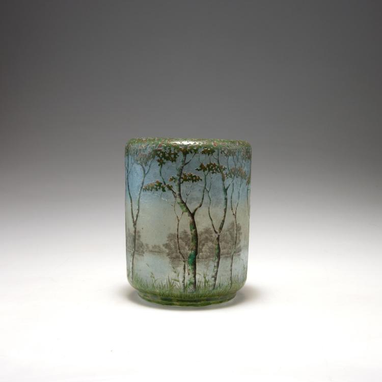 Bild 1 zu Objekt, 'Paysage lacustre' vase, c1905-10, Daum Fr&egrave;res, Nancy, 117A 60