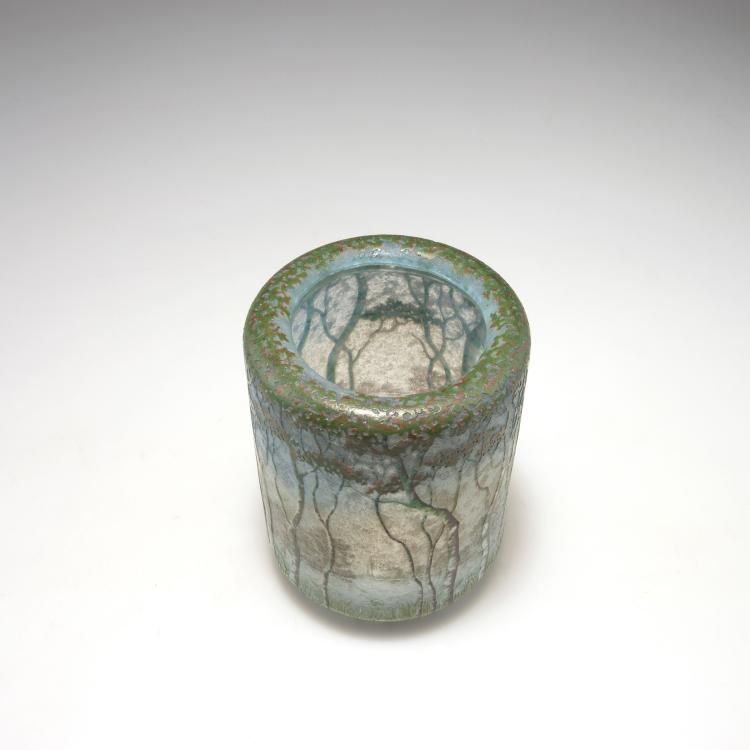 Bild 2 zu Objekt, 'Paysage lacustre' vase, c1905-10, Daum Fr&egrave;res, Nancy, 117A 60