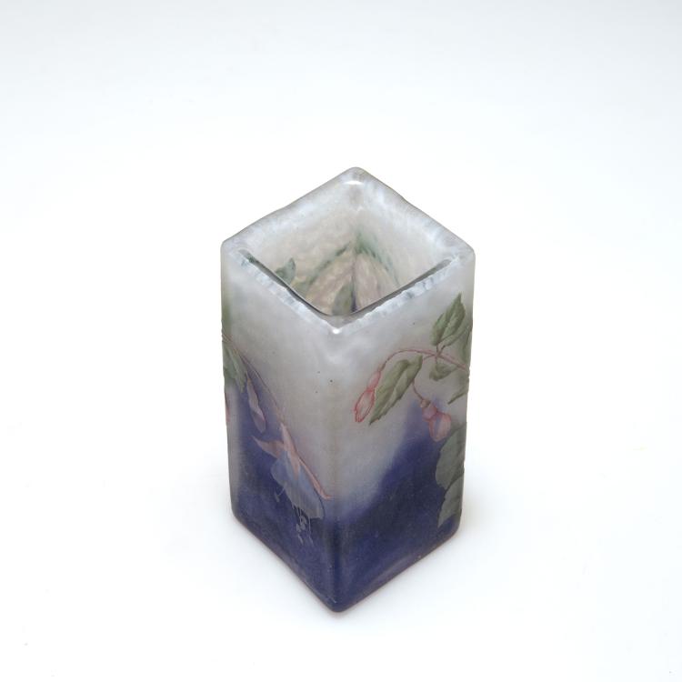 Bild 2 zu Objekt, Vase 'Fuchsias', 1905-10, Daum Fr&egrave;res, Nancy, 117A 53