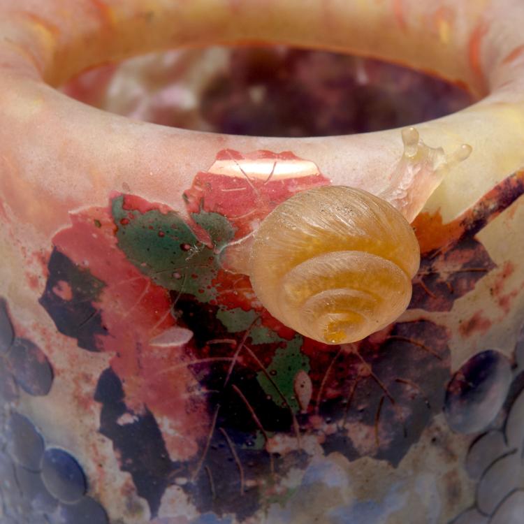 Bild 1 zu Objekt, 'Vigne et escargot' vase, 1904, Henri Berg&eacute;, Daum Fr&egrave;res, Nancy, 117A 49