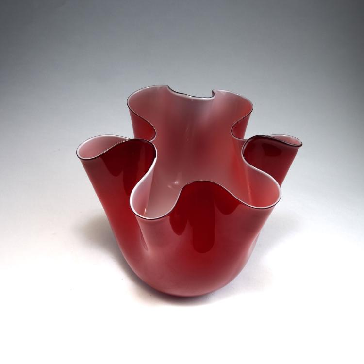 Bild 1 zu Objekt, 'Fazzoletto' vase, c1950, Fulvio Bianconi, Venini & C., Murano, 116B 99