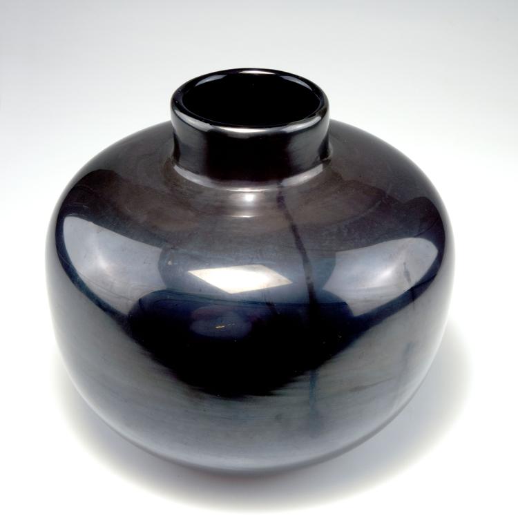 Bild 1 zu Objekt, 'Iridato' vase, 1940, Carlo Scarpa, Venini & C., Murano, 116B 87