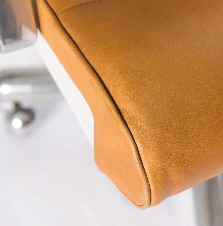 Bild 6 zu Objekt, Two 'SMAU' desk chairs and a writing desk, 1970, Ettore Sottsass, Poltronova, Pistoia, 116A 267