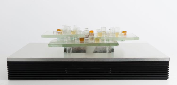 Bild 1 zu Objekt, Sconce with integrated loudspeakers, c1970, Aki Kaze, Poliarte, Vicenza, 116A 269