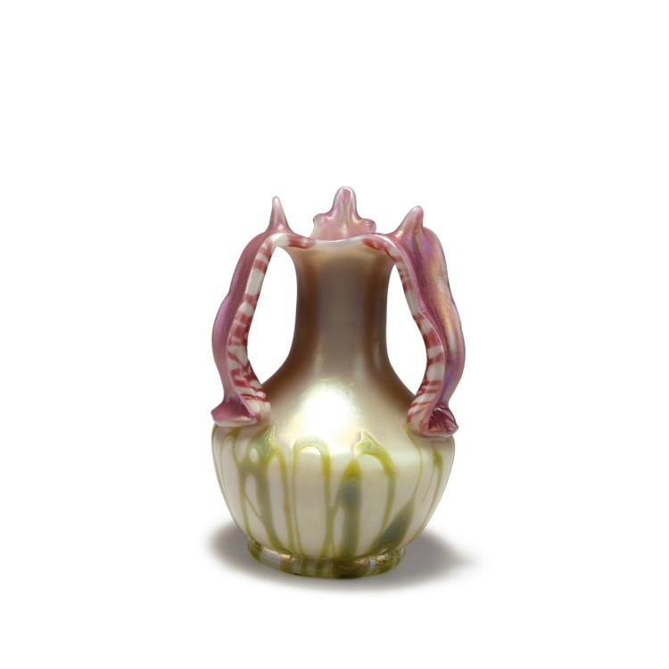 Hauptbild zu Objekt, Vase with handle, 1900-05, Elisabeth Glasfabrik, Kosten bei Teplitz; Pallme-K&ouml;nig, Gebr.; Habel, Wilhelm, 117C 50