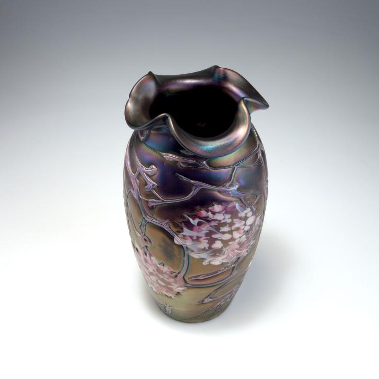 Bild 1 zu Objekt, Tall vase, 1900-05, Elisabeth Glasfabrik, Kosten bei Teplitz; Pallme-K&ouml;nig, Gebr.; Habel, Wilhelm, 117C 29