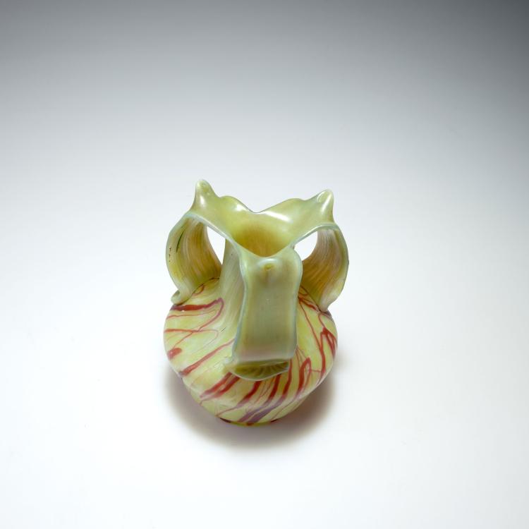 Bild 1 zu Objekt, Vase with handles, 1900-05, Elisabeth Glasfabrik, Kosten bei Teplitz; Pallme-K&ouml;nig, Gebr.; Habel, Wilhelm, 117C 49